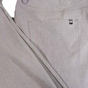 Travis Mathew Pants Mens 42x32 Gray Chino Performance Pockets Golf Wicking Rugby